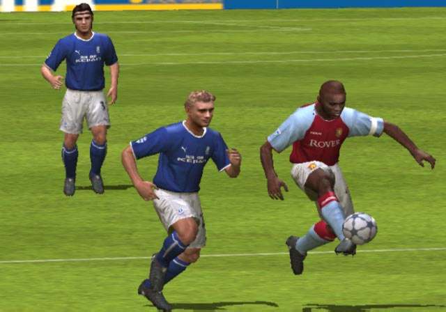 FIFA Soccer 2005 - screenshot 39